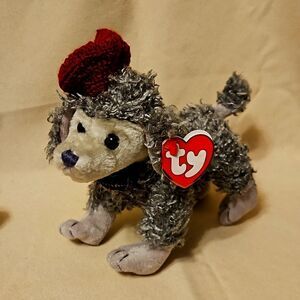Attic treasure beanie baby, with tag 3rd edition. Cheri